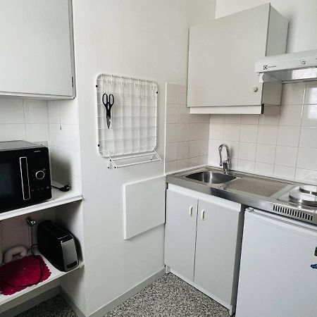 Appartement T1 Lumineux Avec Balcon Ensoleille Et Parking, 2 Couchages, Cambo-Les-Bains - Fr-1-495-16 Dış mekan fotoğraf