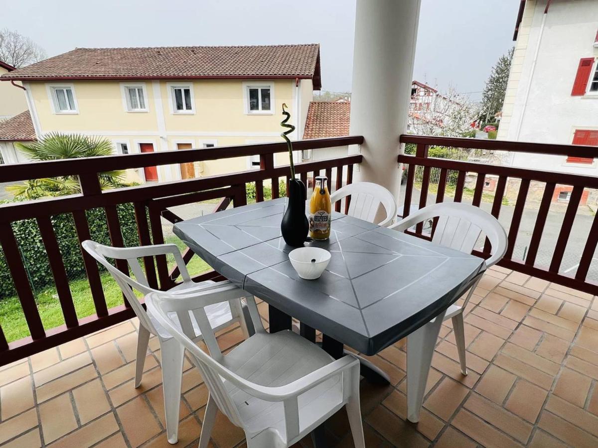Appartement T1 Lumineux Avec Balcon Ensoleille Et Parking, 2 Couchages, Cambo-Les-Bains - Fr-1-495-16 Dış mekan fotoğraf